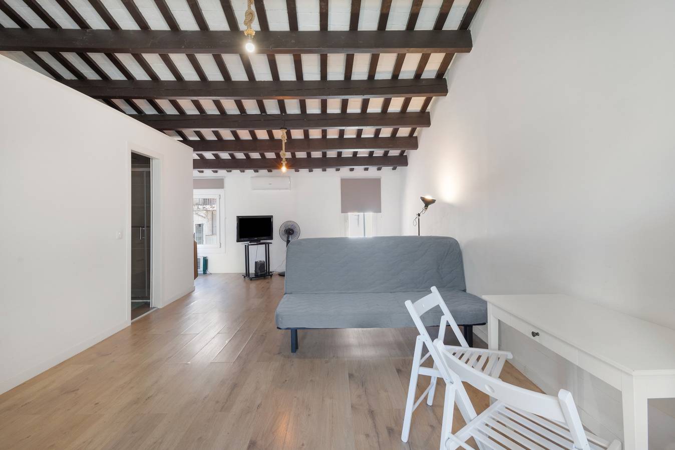 Apartamento entero, Apartamento 'Portblanc Front' con vistas al mar, Wi-Fi y aire acondicionado in Arenys de Mar, Costa del Maresme