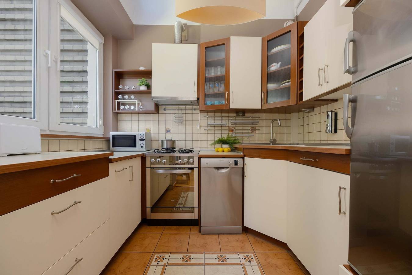 Cały apartament, Atmospheric and Spacious Apartment in Warsaw for 3 People by Noclegi Renters in Warszawa, Mazowsze