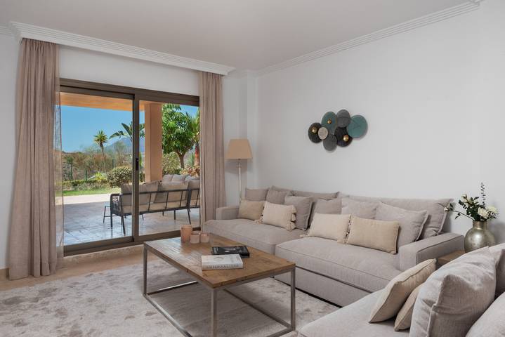 Apartamento de vacaciones para 6 personas, con piscina además de terraza y jardín - 1