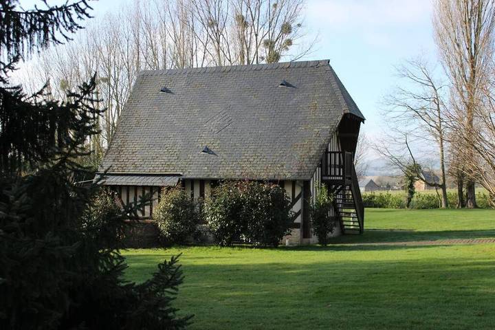 Location de vacances pour 10 personnes, avec vue et jardin à Bonneville-sur-Touques - 4