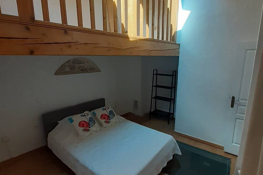 Beautiful village house in Provence in Besse-sur-Issole, Brignoles region