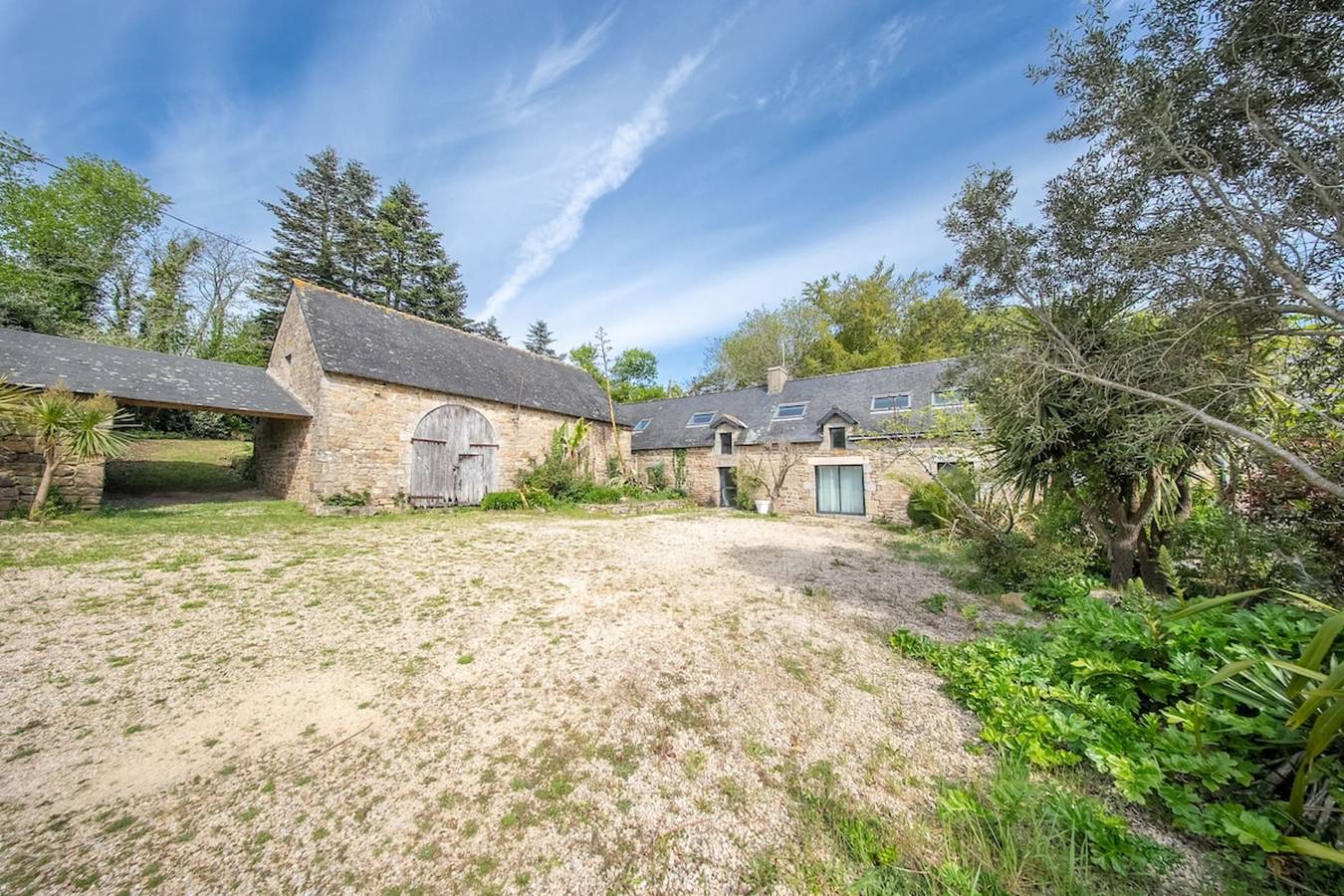 Grande longère entre campagne et océan in Guidel, Côte des Mégalithes