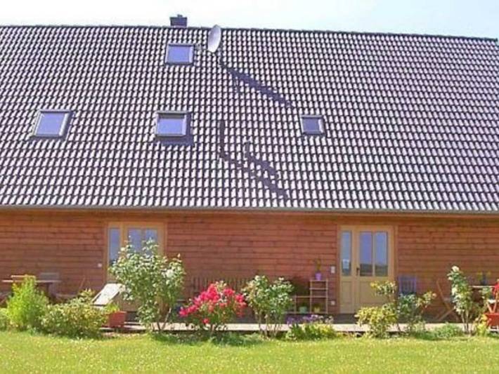 Ferienwohnung für 4 Personen, mit Terrasse und Seeblick sowie Garten, kinderfreundlich - 1