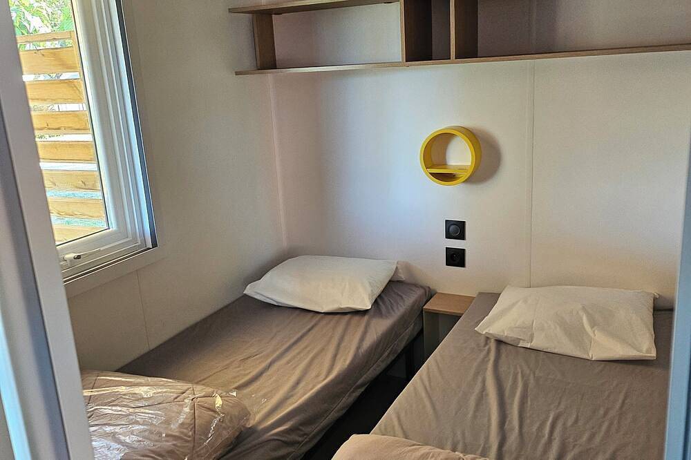Mobil Home Climatisé 6 Personnes Camping la Falaise 4 in Narbonne Plage, Narbonne