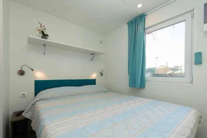 Mobil-home avec climatisation et véranda en bois in Cesenatico, Province de Forlì-Cesena