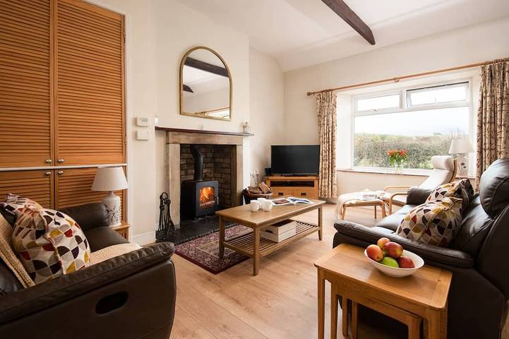 Vacation rental for 6 people, with yard, with pets in the United Kingdom