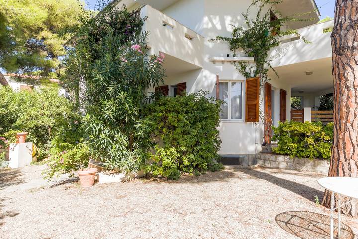 Appartement entier, Appartement de vacances "Montecristo 1" avec terrasse et proche de la mer in Marina di Campo, Campo nell'Elba