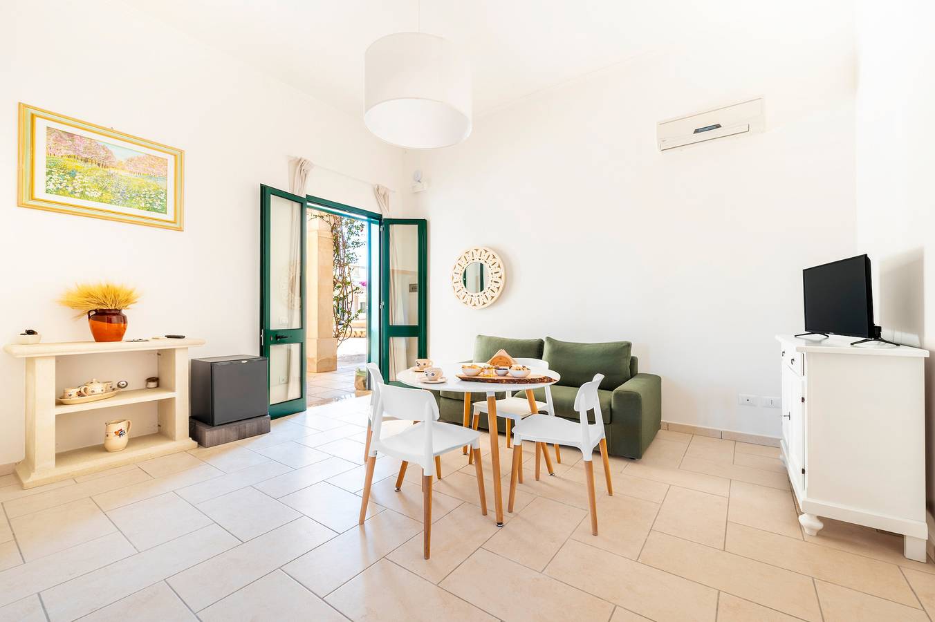 Chambre 'Masseria San Biagio Junior Suite 6' avec piscine partagée, Wi-Fi et climatisation in Calimera, Province de Lecce