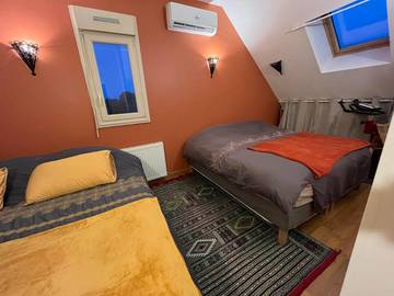 Gîte pour 2 personnes, avec terrasse et sauna ainsi que jardin et vue à Gandelain