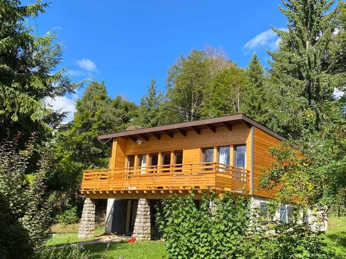 Chalet pour 8 personnes, avec Balcon/Terrasse ainsi que Terrasse et Jardin à Les Rousses