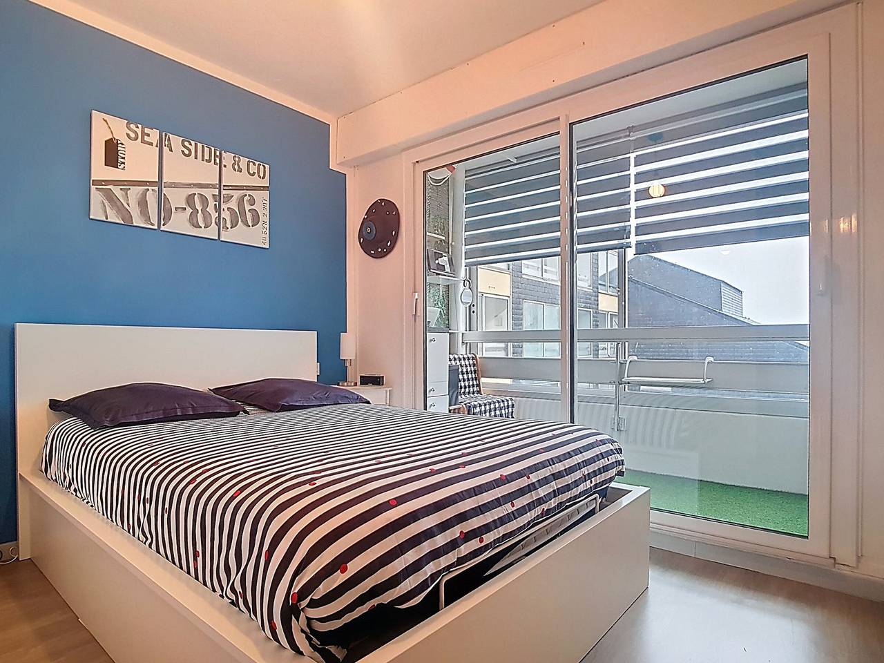 Appartement entier, Appartement cosy avec vue sur port - 4 pers. in Courseulles-sur-Mer, Région de Caen