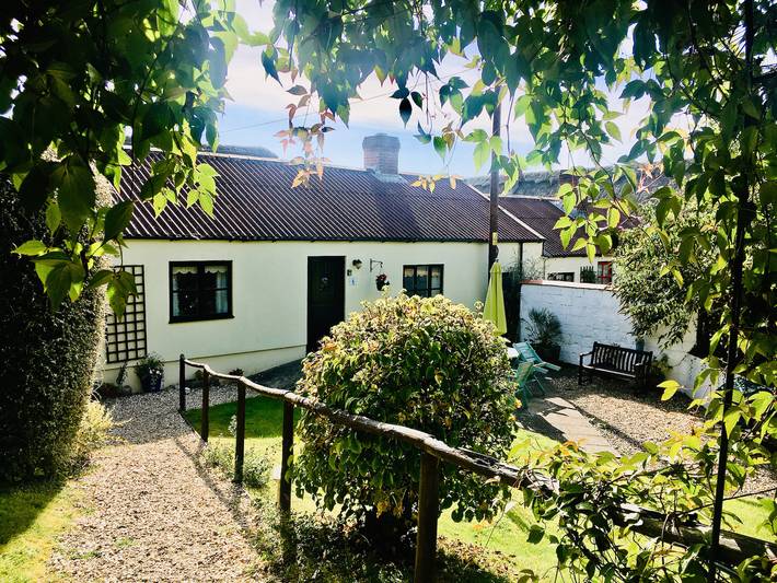 Holiday rental for 4 people, with garden in Dorset