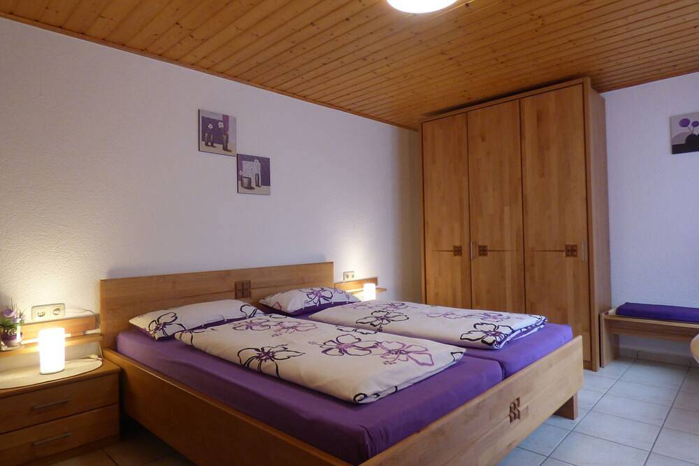 Ferienhaus Sylvia beim Waldrand in der Einöde Krachershöhe in Gößweinstein, Frankenalb