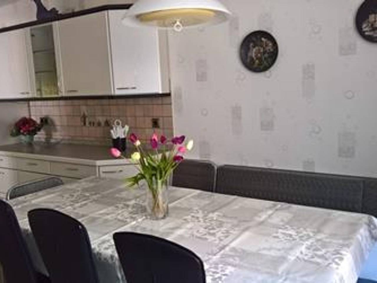 Ferienhaus Gramm - 9-Bettwohnung, Dusche, Wc, Nichtraucher in Nußbaum, Pfälzer Bergland