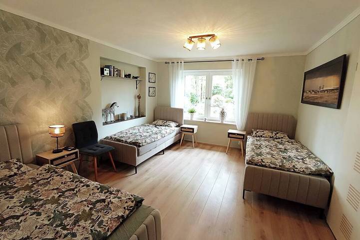 Ferienhaus für 6 Personen, mit Balkon und Garten in Rosengarten - 4