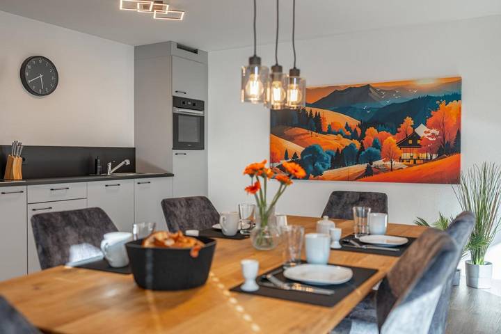 Ferienwohnung für 6 Personen, mit Balkon und Terrasse sowie Ausblick