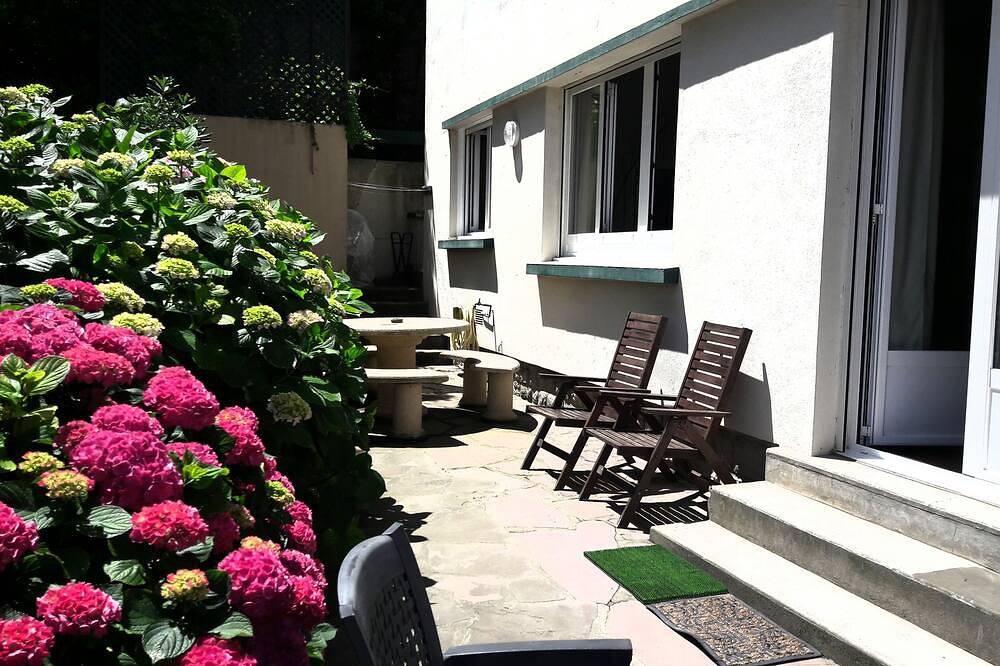 Appartamento intero, T3 con terrazza, vista mare, hyper centre biarritz, porto vecchio, a 20 metri dalla spiaggia. in Biarritz, Bayonne e dintorni