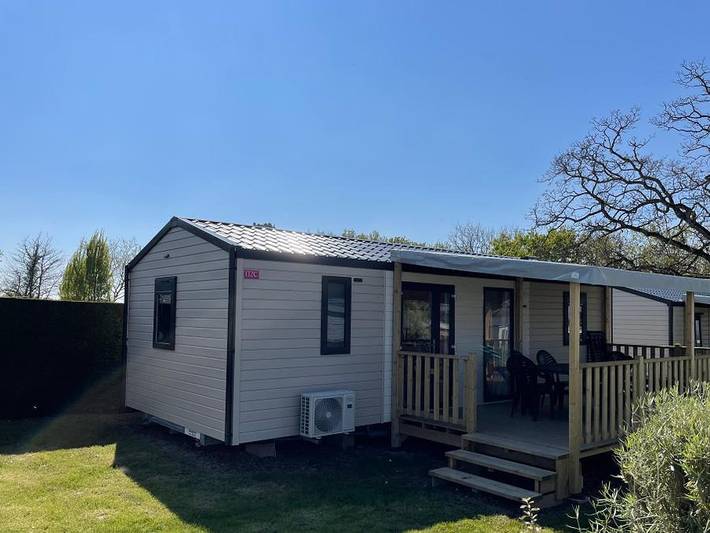 Camping pour 6 personnes, avec bassin pour enfant et terrasse en Loire-Atlantique - 2