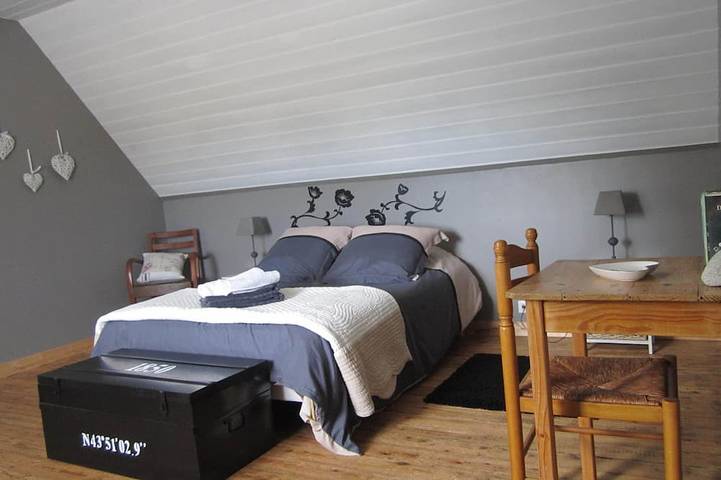 Location de vacances pour 7 personnes, avec terrasse et jardin, animaux acceptés dans Plage Penhors Pouldreuzic - 2