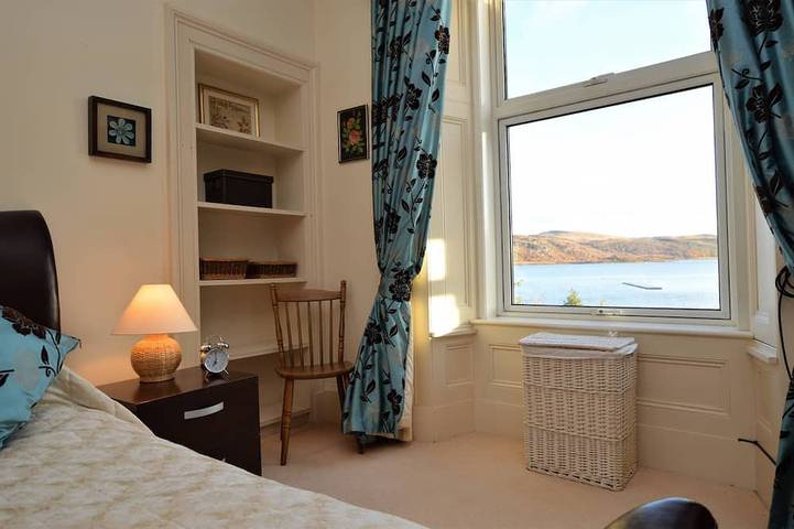Ganze Wohnung, Derryguaig Apartment, direkt am Ufer, Holzofen, tierfreundlich in Tighnabruaich, Argyll & Bute