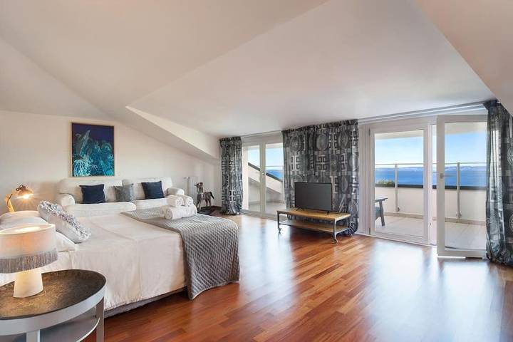 Villa für 10 Personen, mit Seeblick und Garten sowie Ausblick und Pool in Bardolino - 2