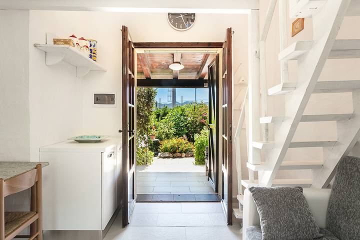 "Casa Solidea" avec climatisation et jardin privé in San Teodoro, Olbia-Tempio