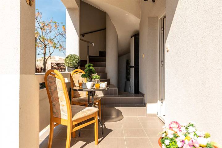 Vakantiewoning voor 4 personen, with Balkon and Balkon/Terras as well as Terras and Tuin in Vir