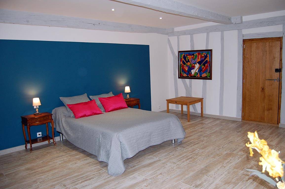 Arié - Chez Joëlle et Michel - Chambre Aux Iris in Dému, Gers
