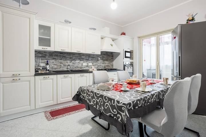 Maison de vacances 'La Casa Di Anna' avec vue sur la mer, Wi-Fi et climatisation in Villabate, Province de Palerme