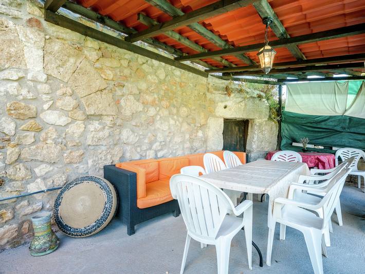 Geräumiges Weinkeller-Herrenhaus in Salinillas de Buradón/Gatzaga Buradon, Labastida Bastida