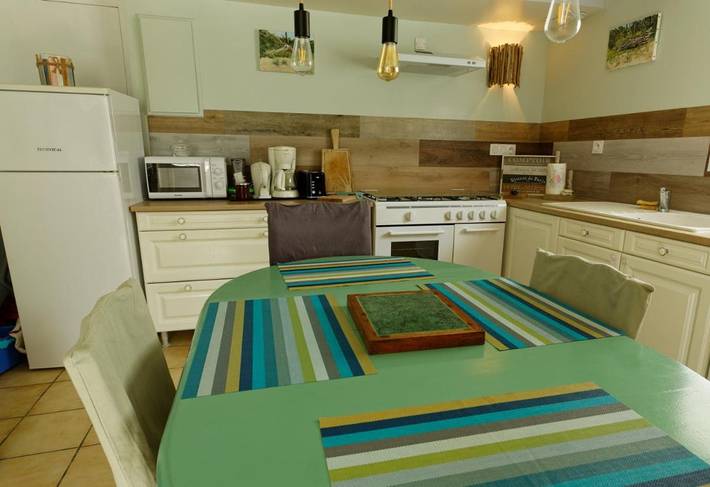 Gîte pour 6 personnes à Chenac-Saint-Seurin-d'Uzet - 2