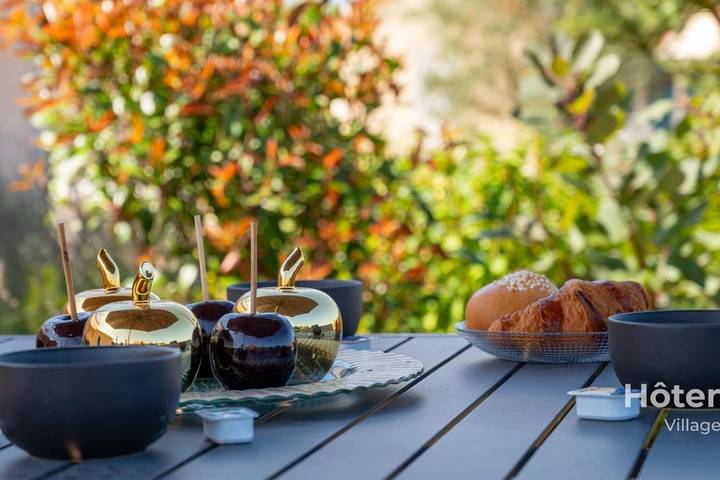 Location de vacances pour 8 personnes, avec jacuzzi ainsi que piscine et jardin à Panazol - 3