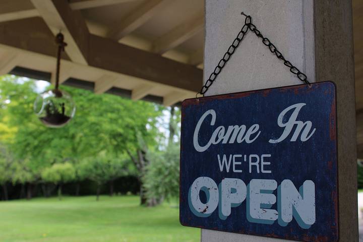 Gîte pour 6 personnes, avec jardin ainsi que terrasse et piscine à Puisseguin - 2