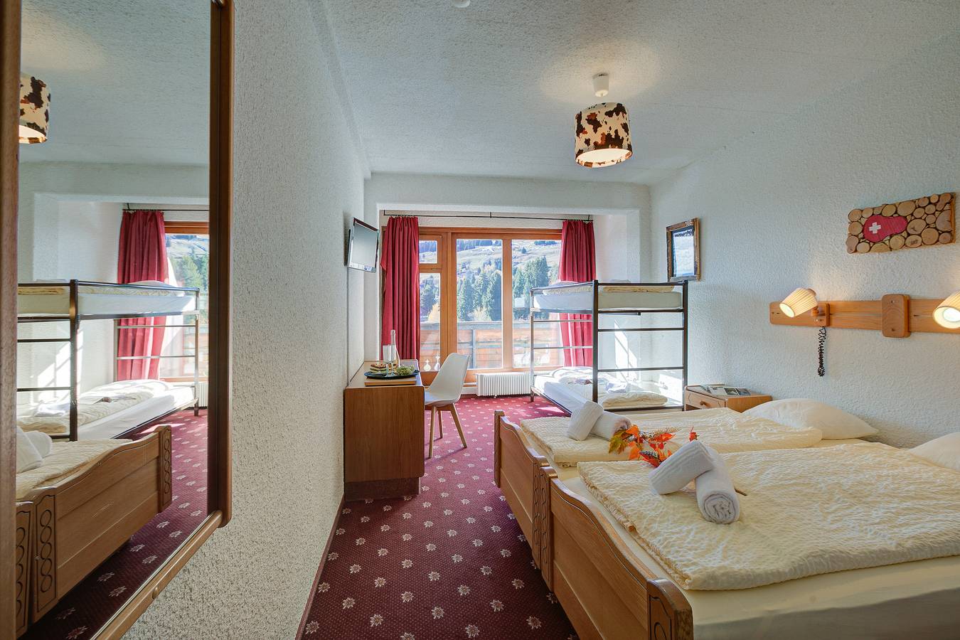 Hotel Relais Alpin Family Room & Balcony8 in Les Mosses, Ormont-Dessous