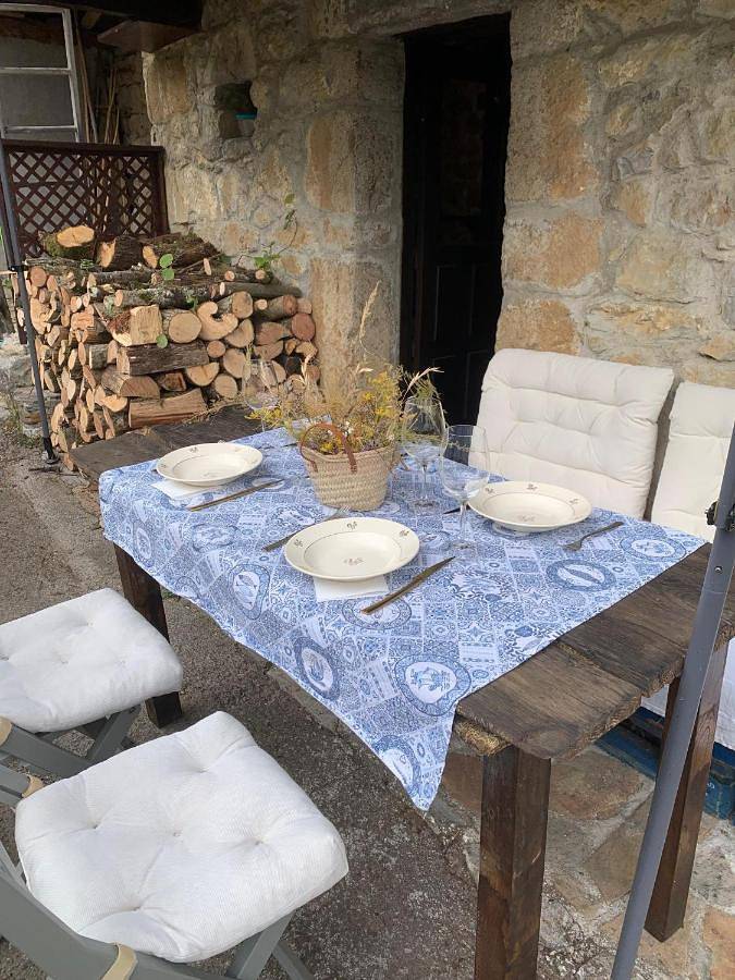 Casa rural para 5 personas, con terraza y vistas, Se admiten mascotas en Parque Natural de Ponga - 4