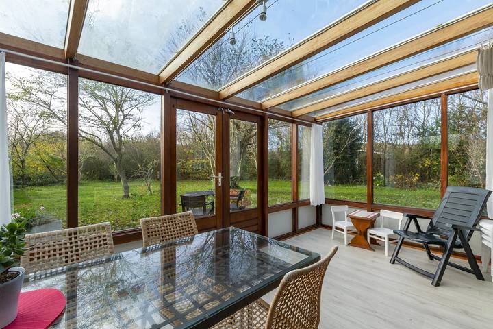 Ferienhaus für 4 Personen, mit Balkon/Terrasse und Terrasse sowie Garten in Julianadorp