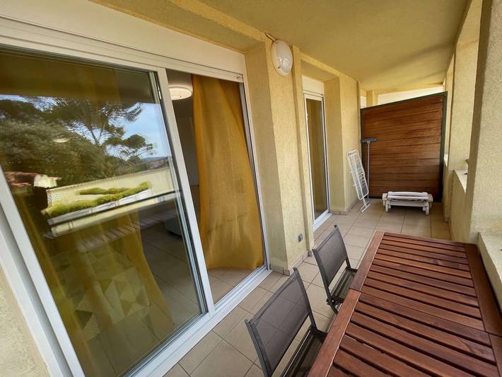 Gîte pour 4 personnes, avec terrasse et piscine à Six-Fours-les-Plages - 4