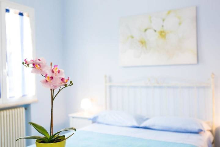 Ferienhaus für 4 Personen, mit Balkon und Terrasse sowie Ausblick in Miramare