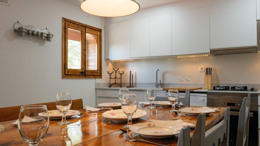 Chalet para 16 personas, con jardín, Se admiten mascotas en Bages - 4