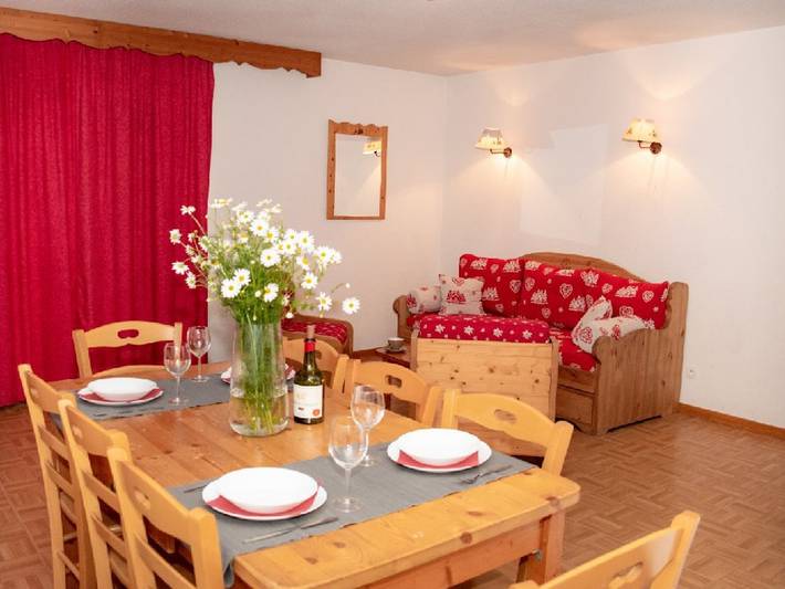 Gîte pour 8 personnes, avec balcon et piscine, animaux acceptés dans Hautes-Alpe - 2