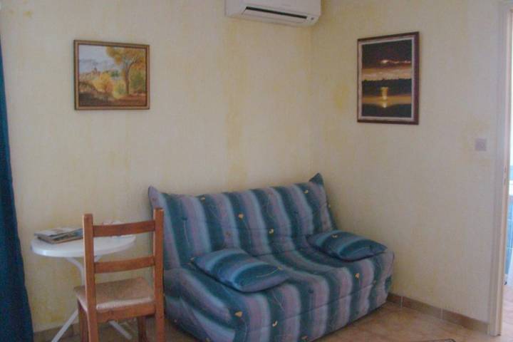 Chambre d’hôte pour 2 personnes, avec jardin ainsi que terrasse et piscine à Saint-Maximin-la-Sainte-Baume - 2