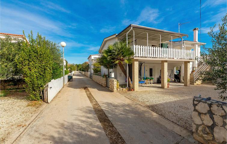 Ferienwohnung für 4 Personen, mit Terrasse auf Vir - 2