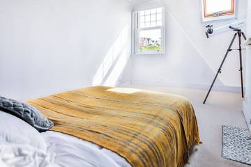 Log Cabin for 2 People in Hastings, East Sussex, Photo 4