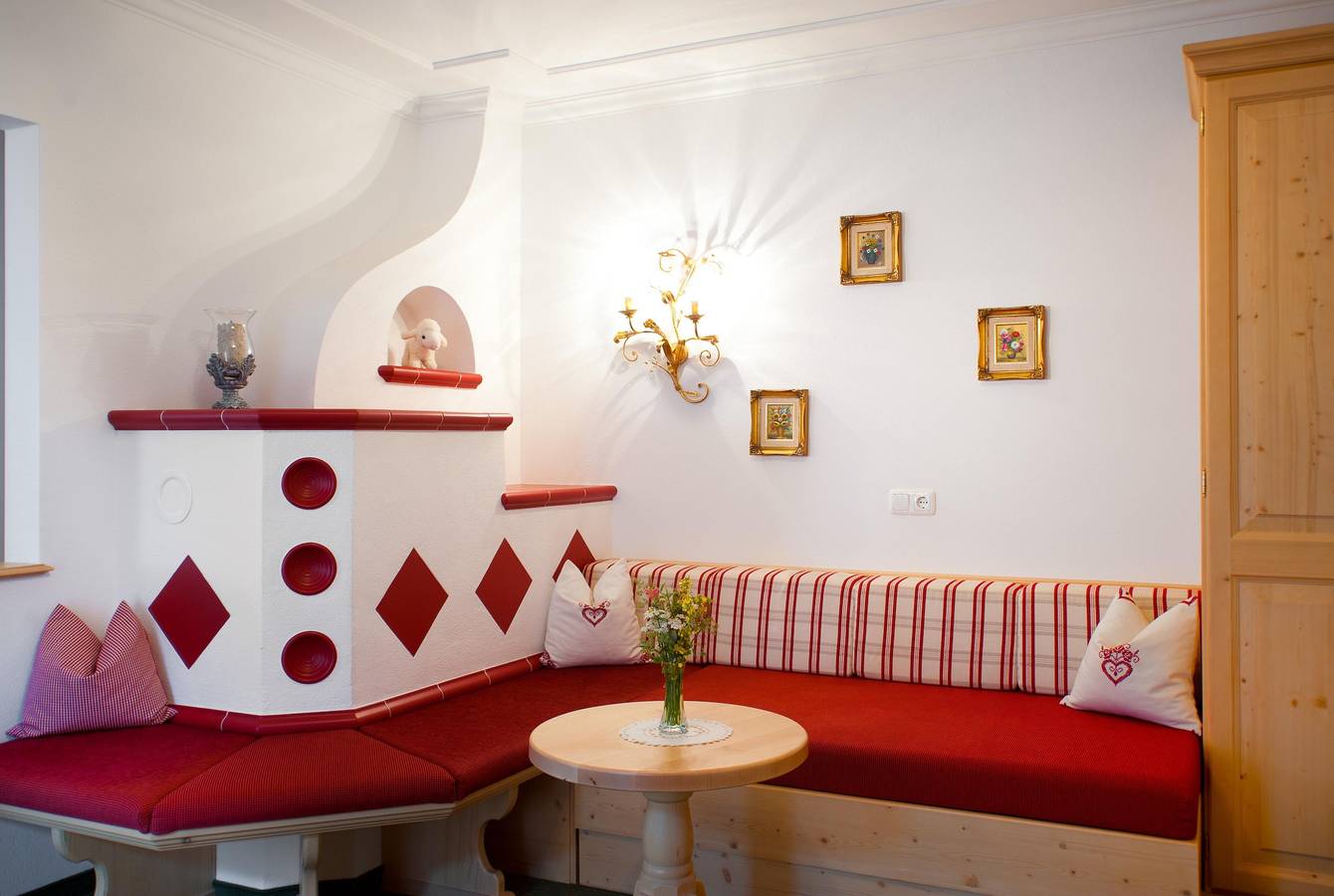 Familienappartement Turmsuite, 2 Schlafräume in Holzgau, Allgäu alps (Austria)