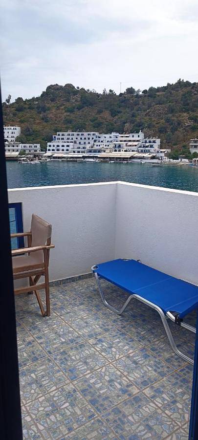 Hôtel pour 2 personnes, avec vue et balcon dans Loutró - 2