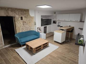 Gîte pour 2 personnes, avec jacuzzi, animaux acceptés à Bernis