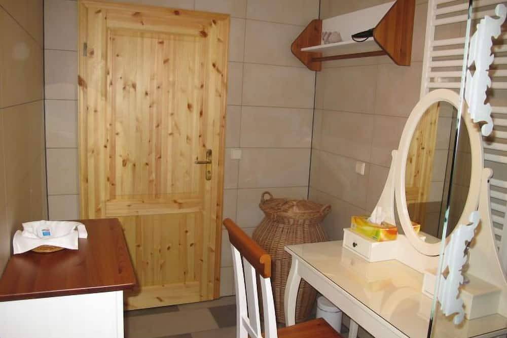 Ganze Wohnung, Backstube by Interhome in Gingst, Rügen