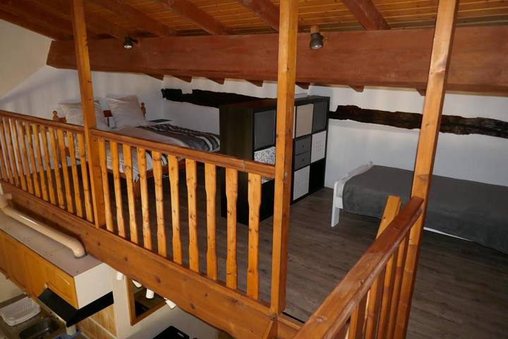 Gîte pour 9 personnes, avec jardin ainsi que vue et piscine à Rocles - 4