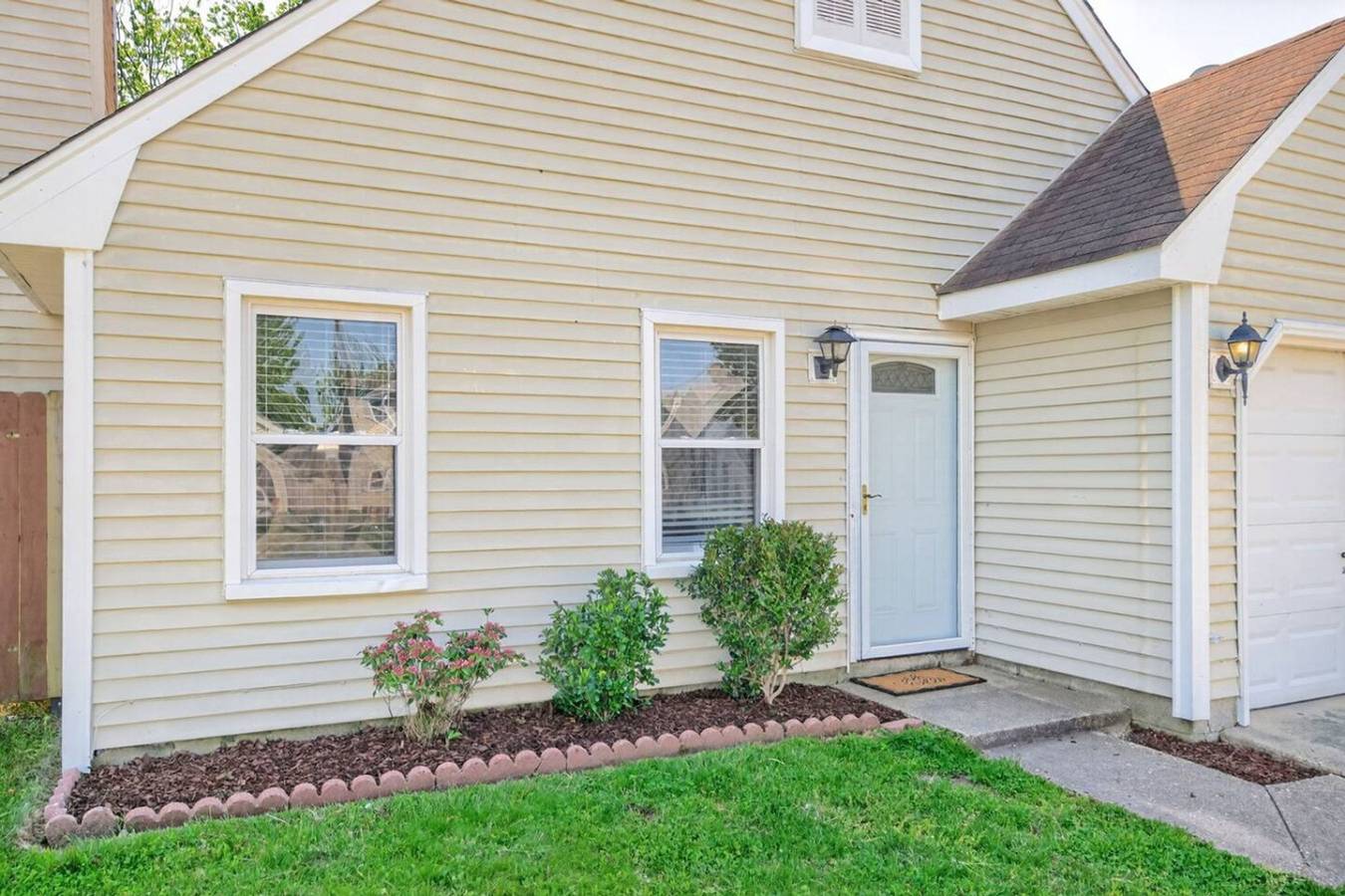 Newly Renovated Vb Retreat | Comfort & Space Home in Virginia Beach