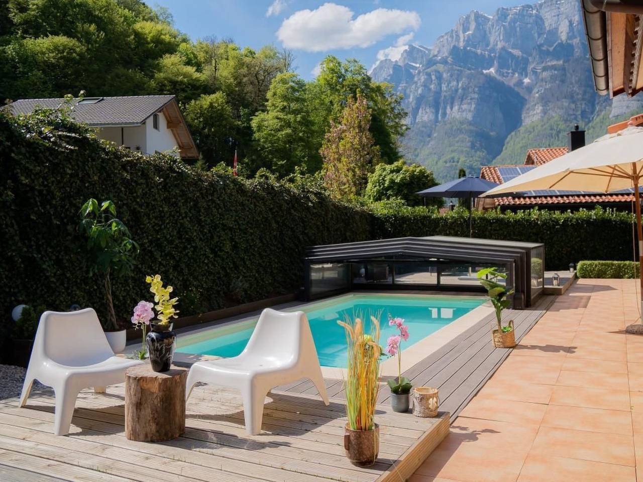 Ganze Wohnung, Amazing Chalet | Heidiland | Pool & Sauna in Quarten, Churer Rheintal